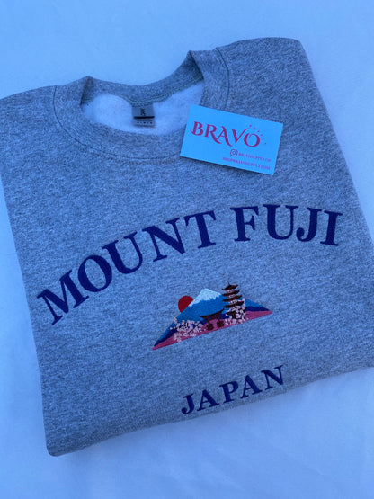 Mount Fuji embroidered sweatshirt